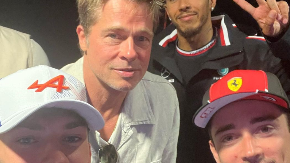 Brad Pitt Mengikuti Briefing Pembalap di Silverstone